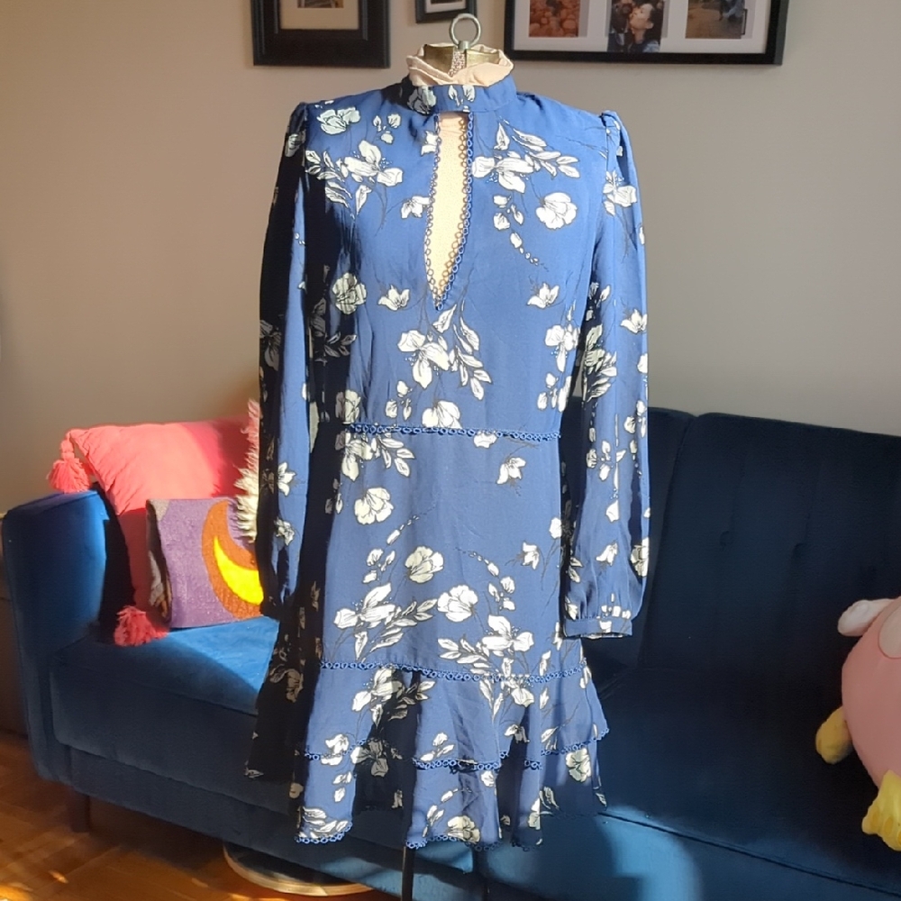 Floral Long Sleeve Dress in Blue and White